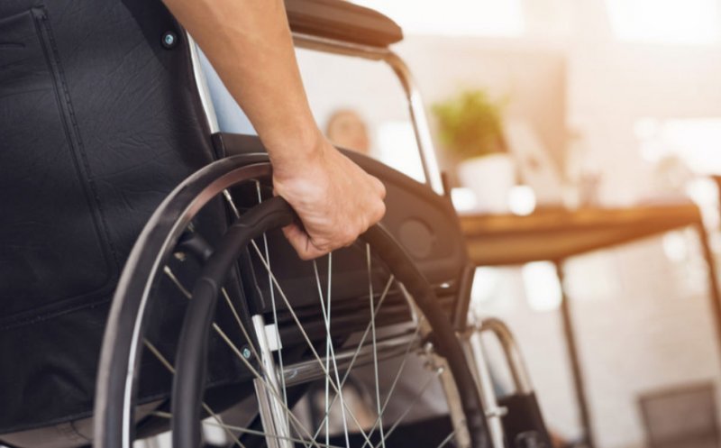 Guvernul verifică certificatele de handicap. „Cei care nu ar trebui să beneficieze de aceste drepturi consumă rezerva pentru această categorie”