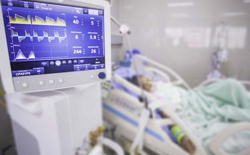 Rogobete se opune tăierii cu 10% în sănătate: "Recomand contabililor din Guvern să stea măcar 5 minute în uşa unei secţii de ATI să se uite la un pacient intubat"