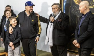 Liviu Alexa debutează ca pictor cu expoziția "Noi suntem Apocalipsa" / Lucrări de 20.000 de euro vândute în seara vernisajului