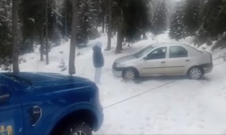 Alertă în Munții Apuseni. GPS-ul i-a adus în pragul pericolului pe doi tineri din Cluj / Jandarmii montani au intervenit