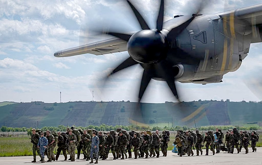 Delegația Congresului SUA, la MApN: Baza militară de la Câmpia Turzii, pilon esențial pentru proiecția puterii și consolidarea securității în plan regional