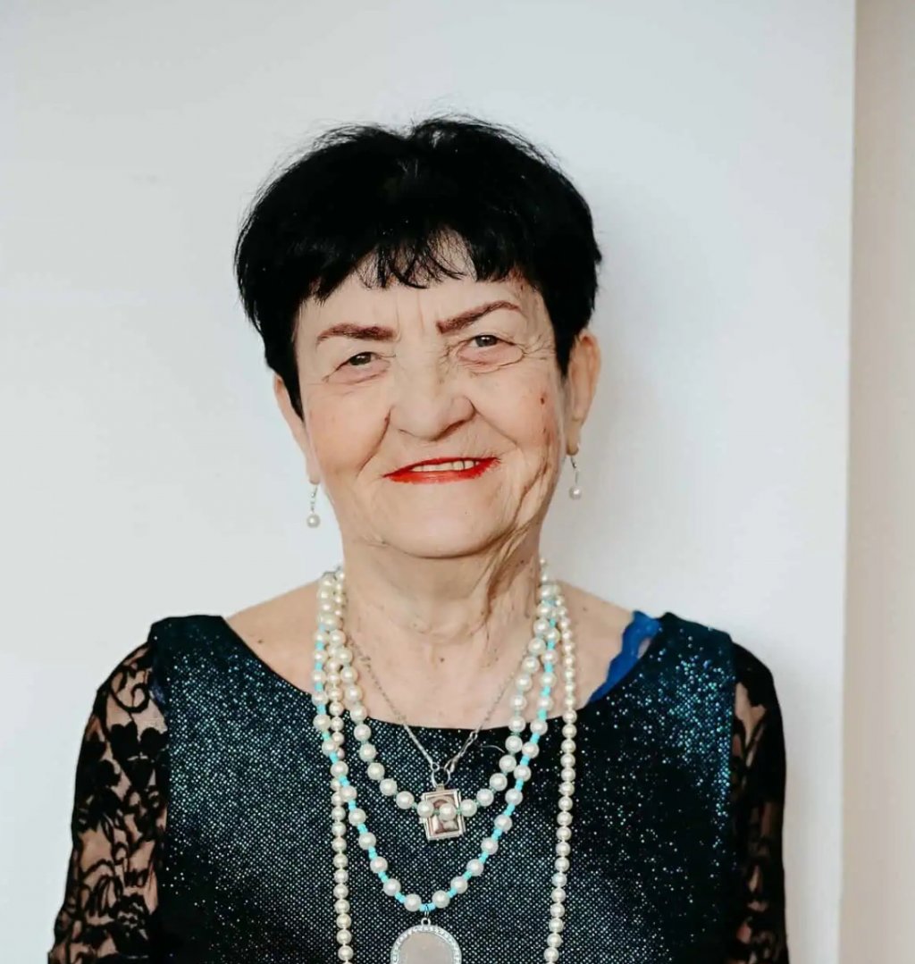 Studentă la 90, la Cluj! Cu tată condamnat politic, facultatea era imposibilă în tinerețe