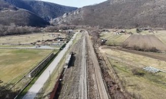 Cum arată lotul cu cel mai mic progres de pe calea ferată Cluj - Episcopia Bihor. Finanțarea PNRR e în pericol