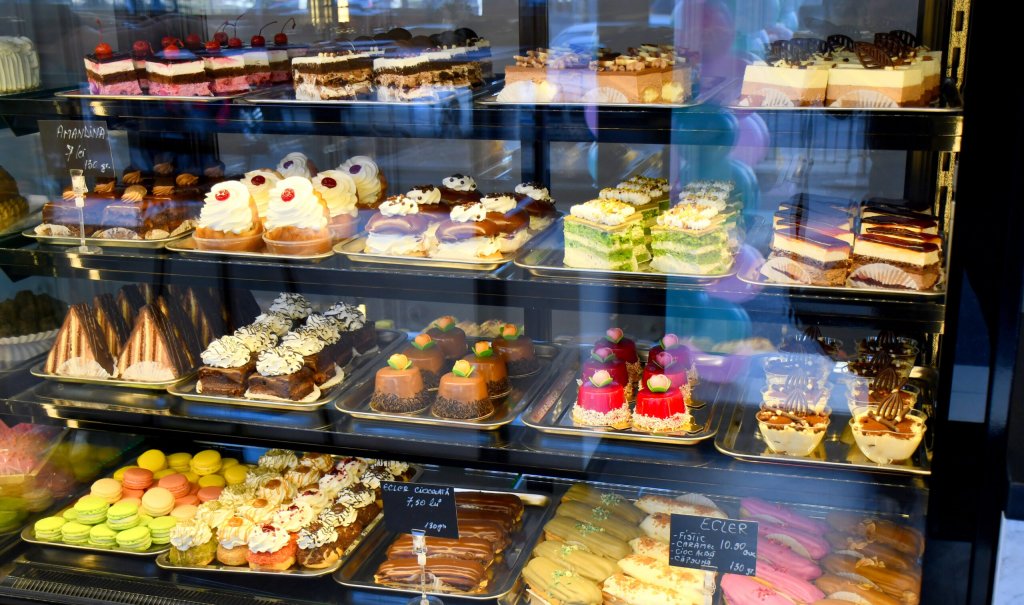 Prăjitura care ”topește” neuronii. ”Bombă chimică” pentru creier, transmite neurochirurgul Vlad Ciurea