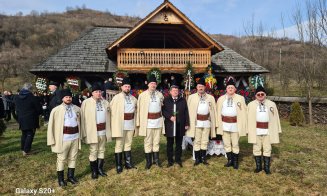 Imnul minerilor, interpretat de ortacii lui Gheorghe Chindriș la căpătâiul sicriului