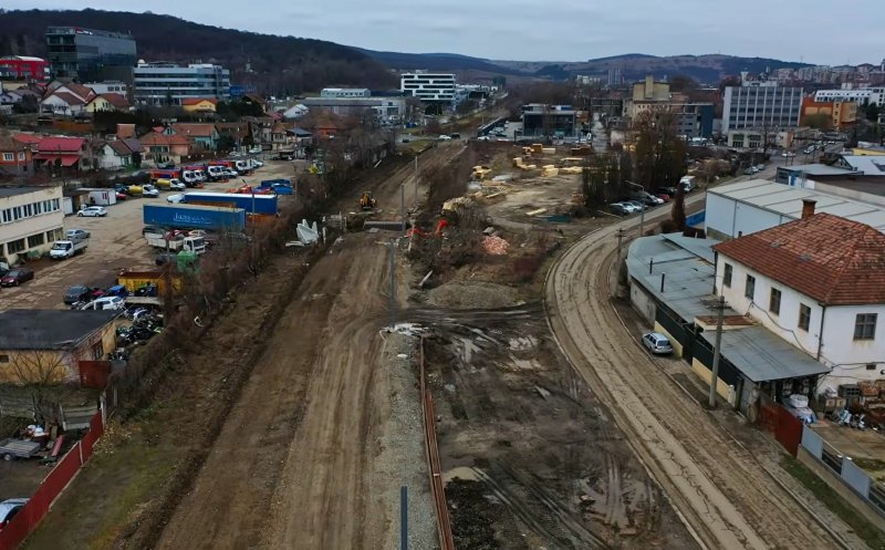 Șanse să se reia circulația cu trenurile pe o porțiune Cluj-Oradea în 2026. Pasajul de la Tăietura Turcului, punct nevralgic