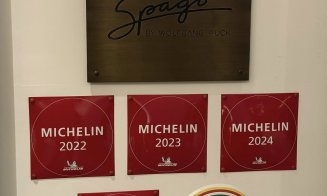 Iubita lui Paszkany, care i-ar putea fi fiică, se laudă cu cadourile de lux pe care i le servește milionarul, fost patron la CFR Cluj