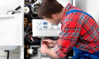 Instalator cercetat pentru înșelăciune în serie: a luat bani de la clujeni pentru centrale termice și a dispărut