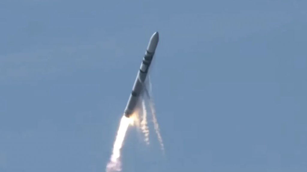 Iranul a tras spre un teritoriu NATO. Rachetă balistică interceptată și distrusă