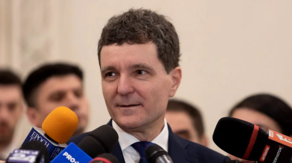 Mesajul lui Nicușor Dan de 8 Martie: „Astăzi nu toate femeile primesc flori și prețuire. Vă admir pentru curaj și putere"