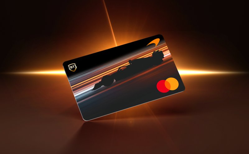 Aproape 80.000 de fani ai echipei McLaren Mastercard Formula 1 în BT Pay primesc acum și card fizic în euro