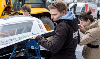 Maşina viitorului: Capabilă să parcurgă sute de km/zi doar cu energie solară, construită în Cluj-Napoca de studenţi la Inginerie