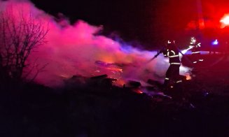 Victimă cu arsuri preluată de SMURD / Și-a dat foc la rulotă din cauza unei neglijențe privind fumatul