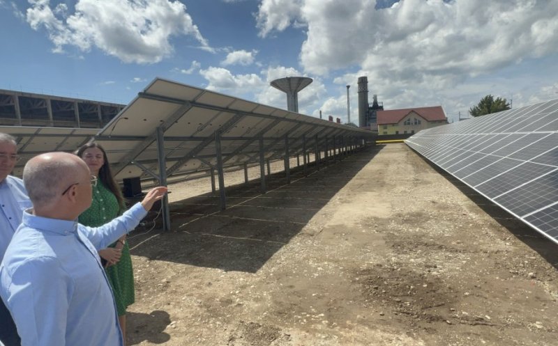 Parc fotovoltaic de 3,5 milioane de euro la Cluj. Emil Boc: „Vom acoperi jumătate din iluminatul public”