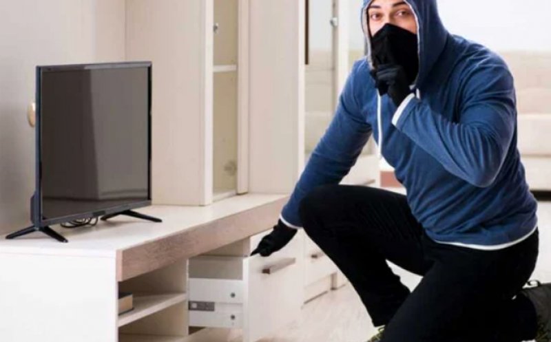 Hoț „profesionist” prins în Cluj: a dat spargeri în serie și a acționat ca în filme