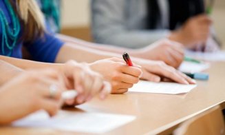 Simularea Bacalaureatului începe fără blocaje la Cluj: circa 5.000 de elevi intră de luni în examene