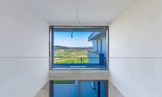 O vilă din Cluj îmbină arhitectura cu infrastructura tehnică avansată și potențialul de dezvoltare al terenului