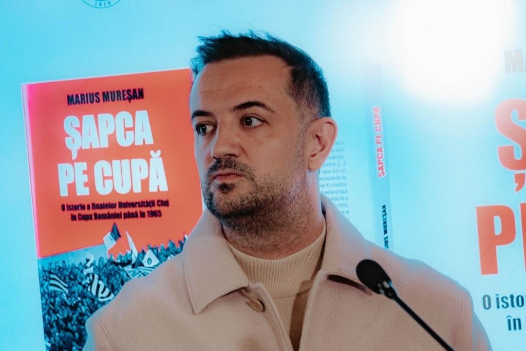 "U" Cluj e pe primul loc, dar Radu Constantea rămâne cu picioarele pe pământ: "Nu ne gândim că putem câștiga Cupa și campionatul"