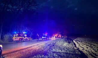 CARNAGIU pe șosea: 4 MORȚI și 3 RĂNIȚI după o depășire în curbă