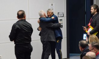 Cine i-a pupat mâna lui Lucescu înaintea conferinței de presă premergătoare meciului Turcia - România