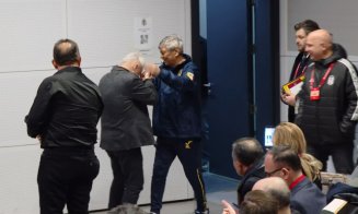 Cine i-a pupat mâna lui Lucescu înaintea conferinței de presă premergătoare meciului Turcia - România