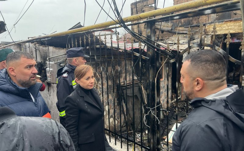 Prefectura Cluj: Persoanele rămase fără adăpost în urma incendiului din Turda vor primi locuințe modulare complet echipate