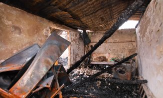 Primele module de locuit destinate familiilor afectate de incendiul de pe strada Margaretelor, instalate pe poziții