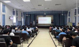 UTCN, dialog cu studenții din Cambodgia: peste 100 de viitori ingineri se inspiră din experiența specialiștilor clujeni
