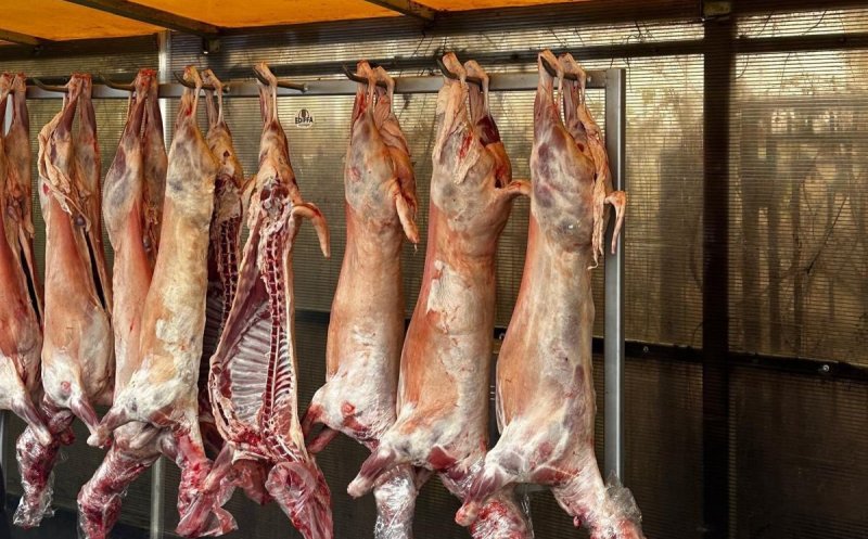 ANPC, amenzi de peste 6 milioane de lei pentru comercianții de carne de miel