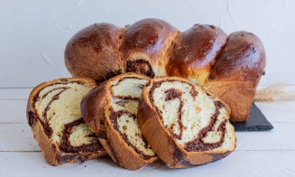 Cozonac pufos cu nucă. Rețetă tradițională