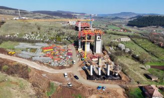 Autostrada Transilvania: UMB poate da în trafic un tronson luna viitoare / Stadiul lucrărilor pe celelalte loturi
