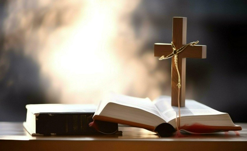 Când se trece pe sub masă de Paște 2026 și care este semnificația acestui obicei