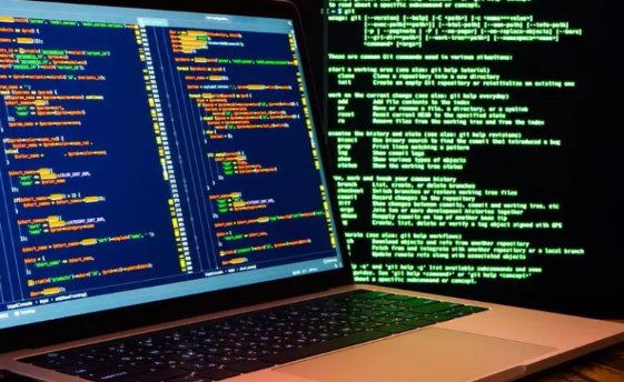 O armată de boți luptă pentru victoria lui Viktor Orbán! Sute de conturi false de pe o platformă globală, acuzate de manipulare în Ungaria