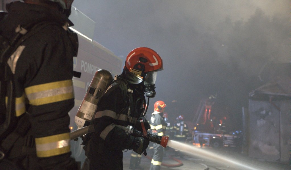 Sute de intervenții la Cluj în minivacanța de Paște. Case mistuite de flăcări