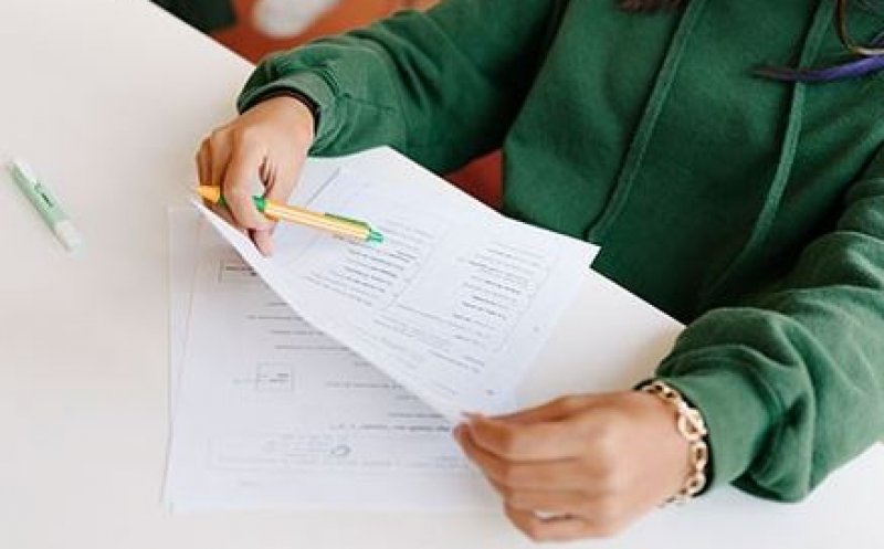 Rezultate simulare BAC 2026. Rata de promovabilitate în Cluj, peste cea de anul trecut/ Vezi rezultatele pe probe