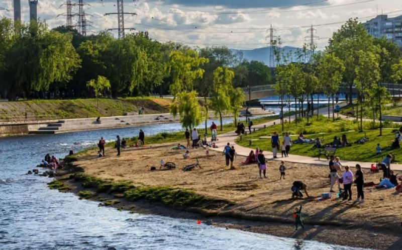 Acțiunea „Plastic Pirates” revine la Cluj, pe plaja din Grigorescu