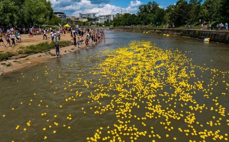 CURSĂ CARITABILĂ. 25.000 de rățuște pe Someș, de 1 Iunie