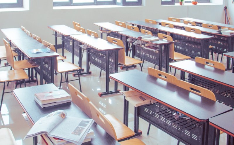 Trei licee din Cluj au intrat în programul pilot în care decid singure materiile și numărul de ore. LISTA este încă deschisă