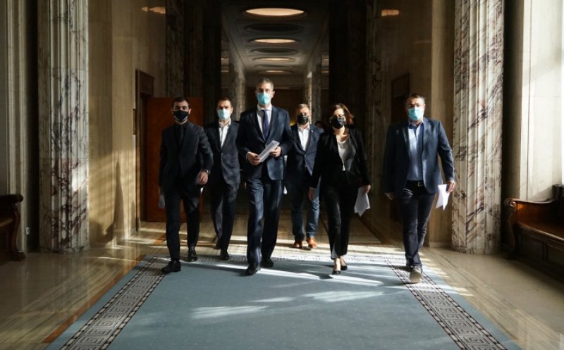 Demisia miniștrilor PSD nu este o premieră în politica românească. Când au mai fost situații similare