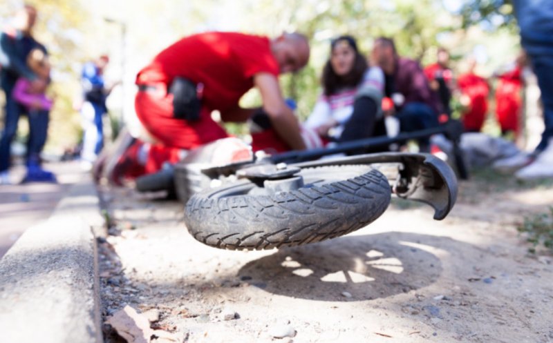 O lecție de omenie în Cluj: un tânăr a devenit salvatorul unui bărbat după un accident pe Calea Turzii. "A chemat ambulanța. Nu l-a lăsat singur nicio clipă"