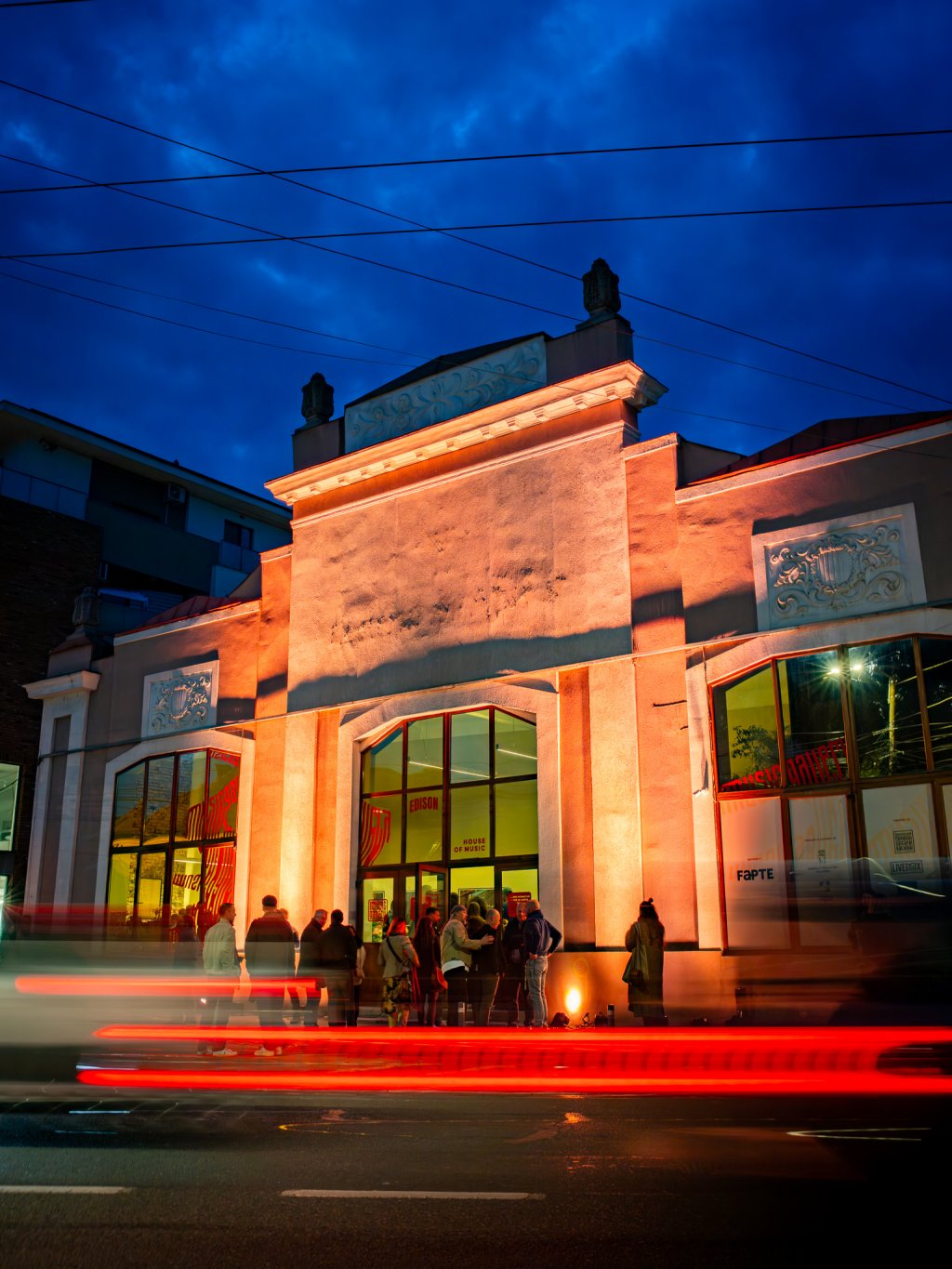 Edison House of Music se redeschide astăzi! Fostul cinematograf Steaua Roșie din Cluj a fost transformat într-un spațiu dedicat muzicii