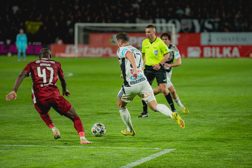 Lupta la titlu se încinge. Derby-ul Clujulu, câștigat de CFR în fața Universității