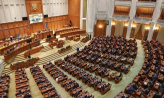 Moțiunea de cenzură împotriva Guvernului Bolojan a fost citită în plen de liderul senatorilor PSD, Daniel Zamfir