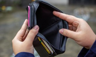 Semnal de alarmă pentru România: Risc de recesiune „dură” din cauza crizei politice / Ce urmează pentru români