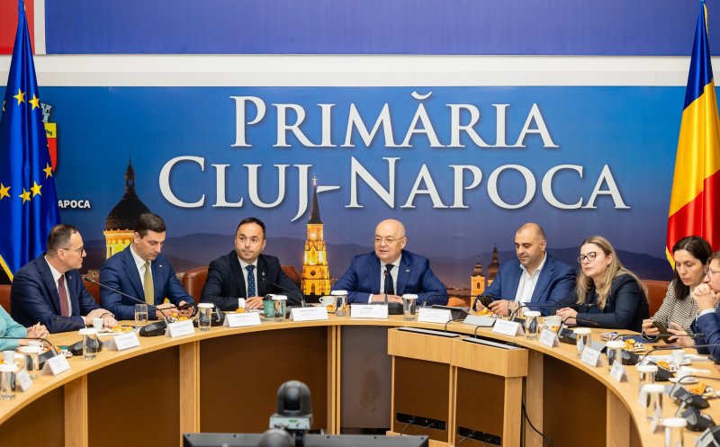 Boc: ''Alocăm 10 milioane euro - finanțări nerambursabile - pentru proiecte culturale, educative și sportive". Până când pot fi depuse dosarele