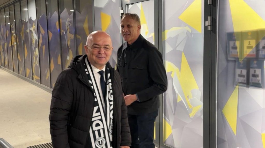 Emil Boc mesaj de încurajare pentru Universitatea Cluj după finala Cupei: "Capul sus, mergem mai departe!"