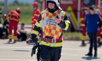 Scene ca într-un dezastru real pe A3, în Cluj. Planul Roșu activat după un accident simulat cu 14 victime și o autocisternă cu acid azotic
