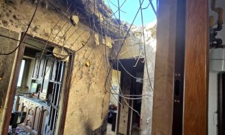 Imagini apocaliptice de la locul unde o dronă s-a prăbușit peste un bloc din Galați