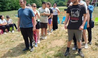 Tabăra din Cluj care crește de la an la an: record de participanți la Moara de Pădure, la tabăra de sporturi montane dedicată elevilor cu deficiențe d