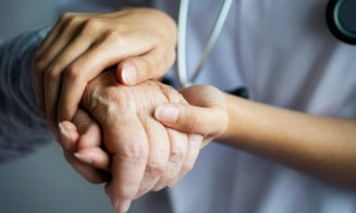 Revoluție în știință! A fost testat pe om primul medicament care țintește inversarea îmbătrânirii